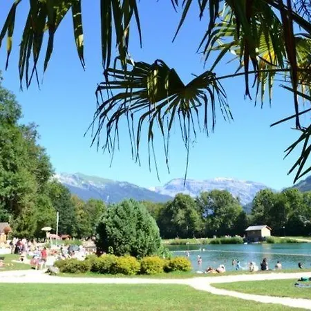 Joli T3 A La Montagne Appartement Marignier Buitenkant foto